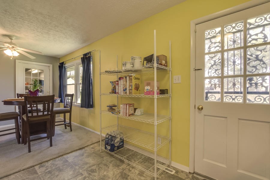 4204 Roaming Road Northwest Knoxville, TN 37912 - Photo 12 of 24 Gallery Image 12