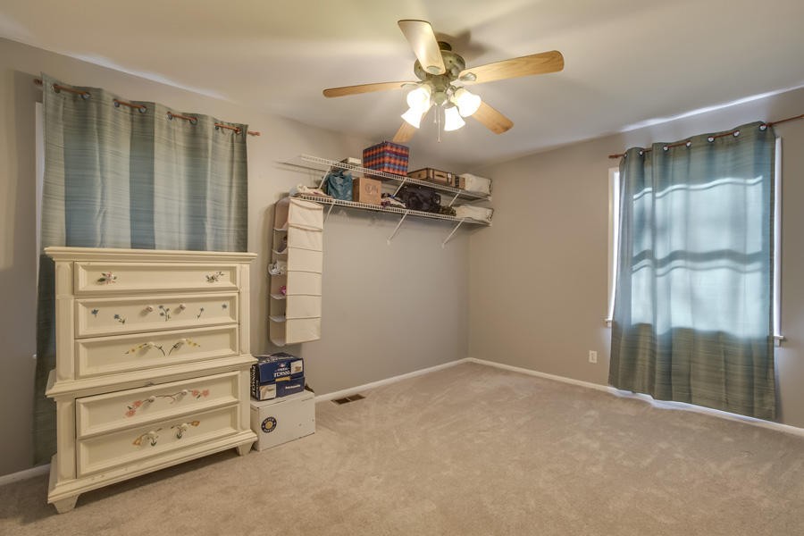 4204 Roaming Road Northwest Knoxville, TN 37912 - Photo 17 of 24 Gallery Image 17