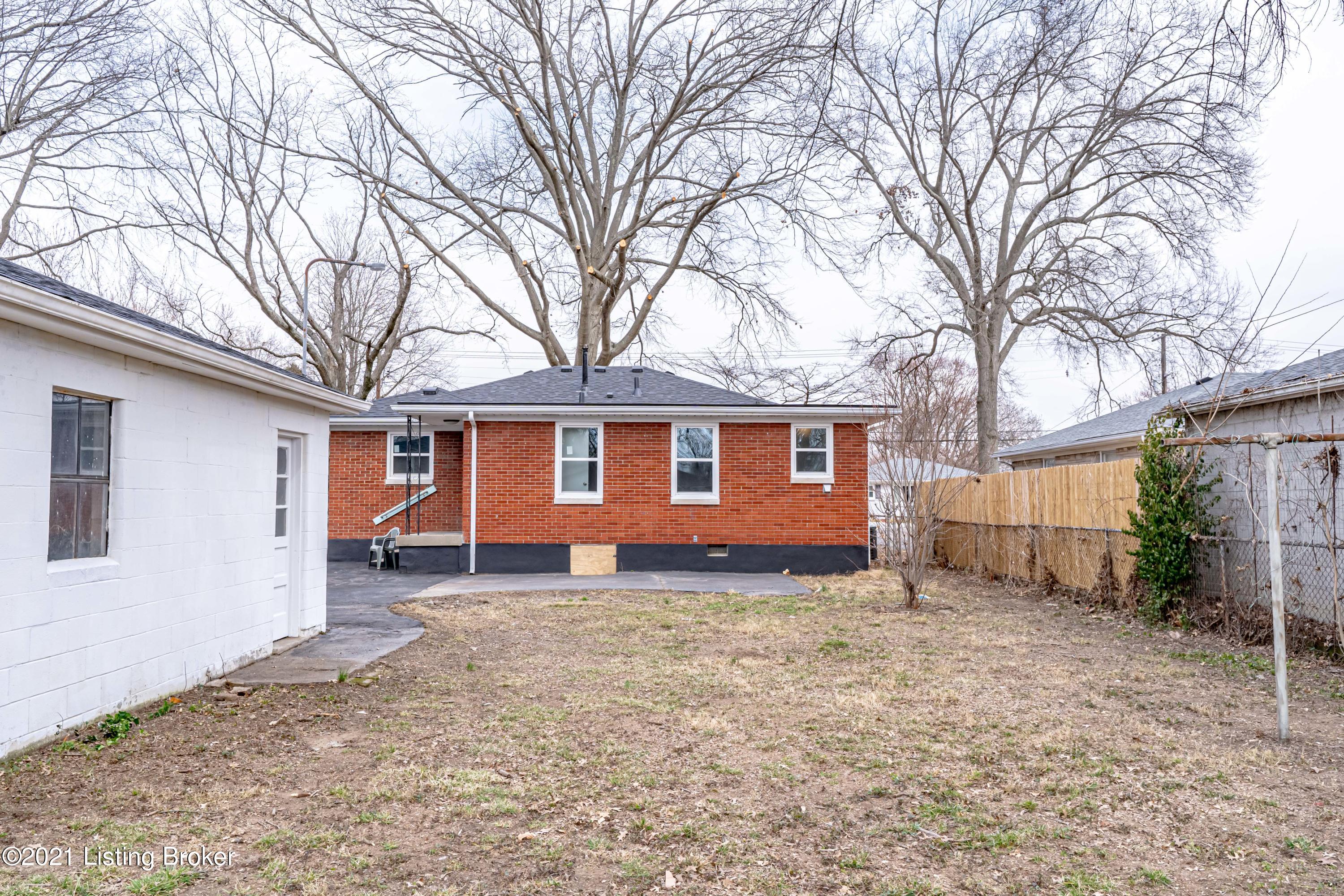 5230 Maryman Road Louisville, KY 40258 - Photo 53 of 55 DSC09809