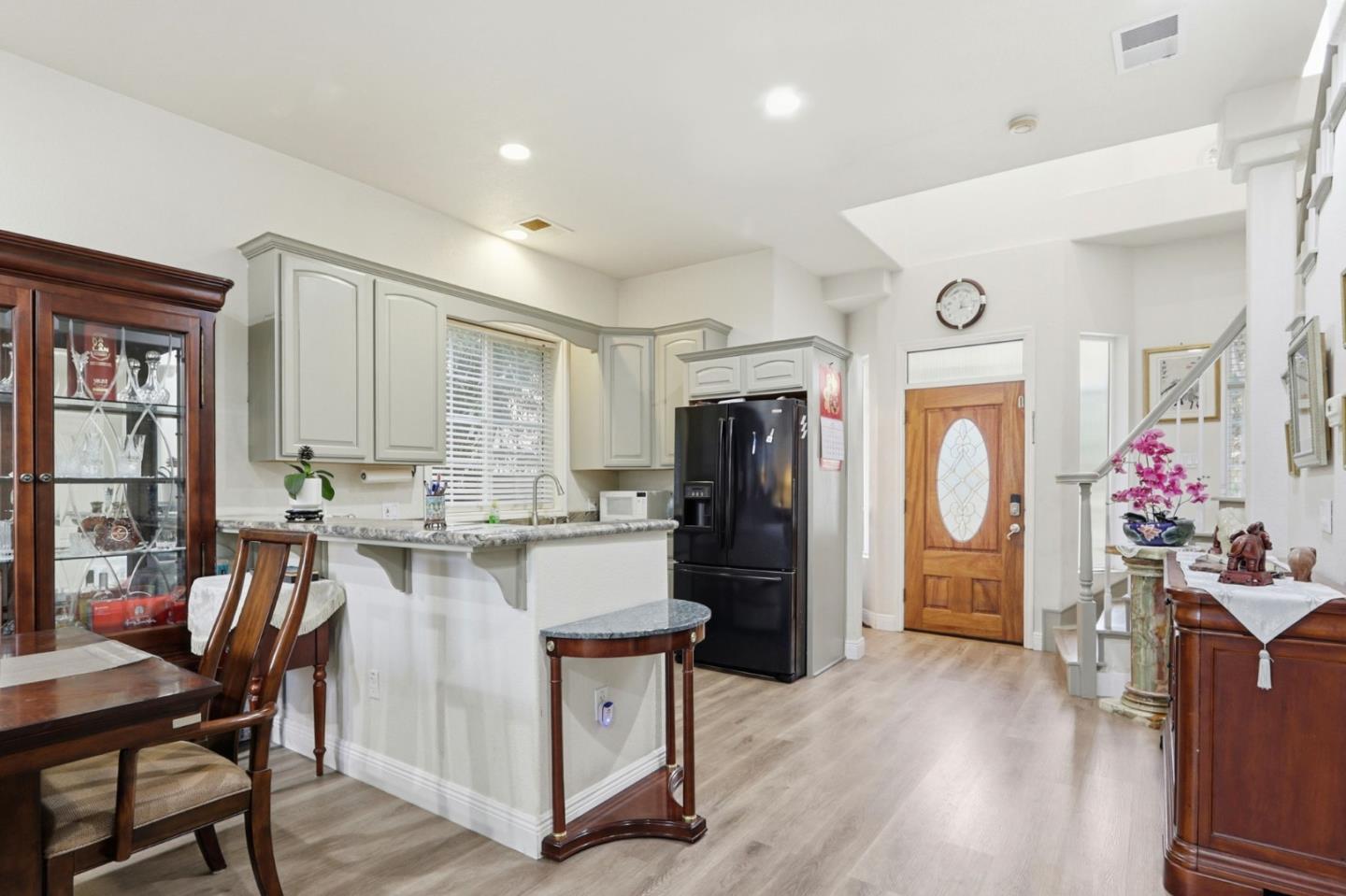 539 Boynton Avenue San Jose, CA 95117 - Photo 5 of 29