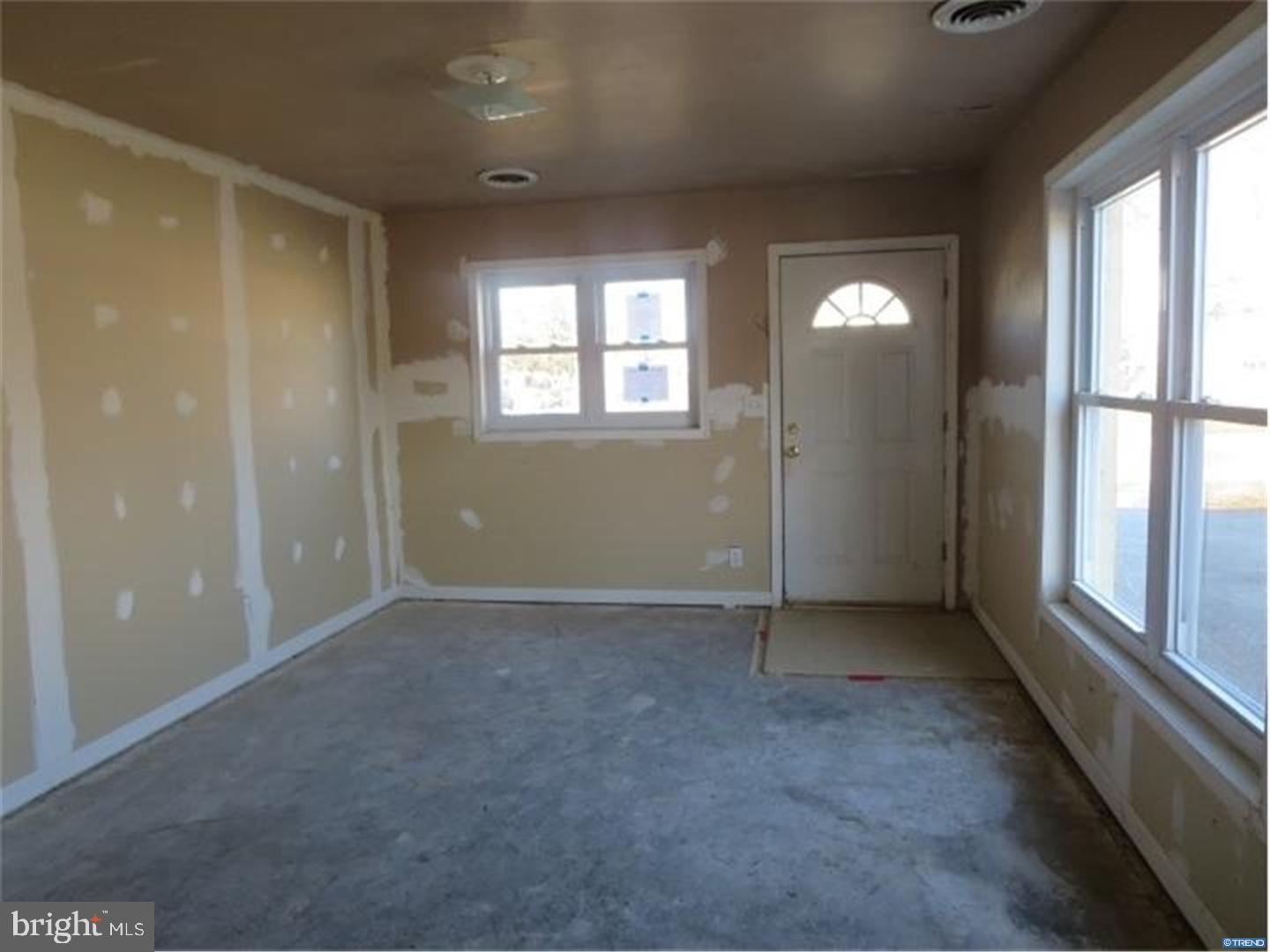 215 Pilgrim Road New Castle, DE 19720 - Photo 2 of 8 Gallery Image 2