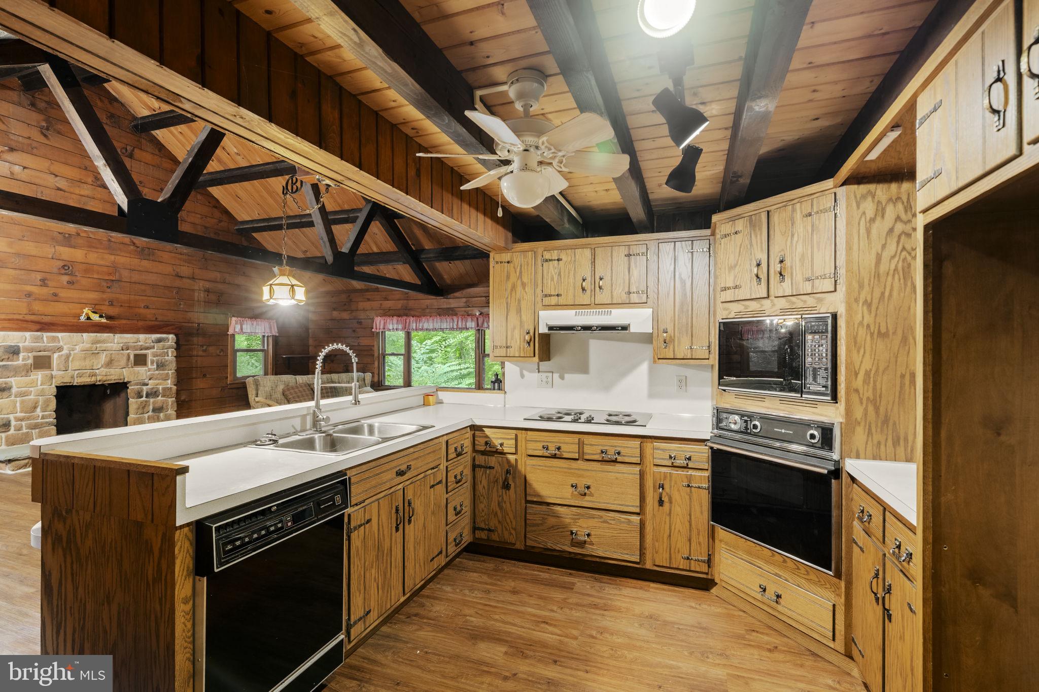 88 Fox Road Newmanstown, PA 17073 - Photo 8 of 28