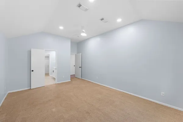 $2,400 | 3910 Crystal Pass Court, Katy, TX 77449