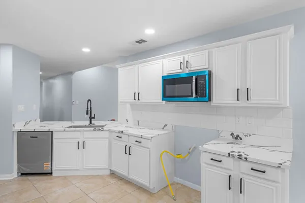 $2,400 | 3910 Crystal Pass Court, Katy, TX 77449