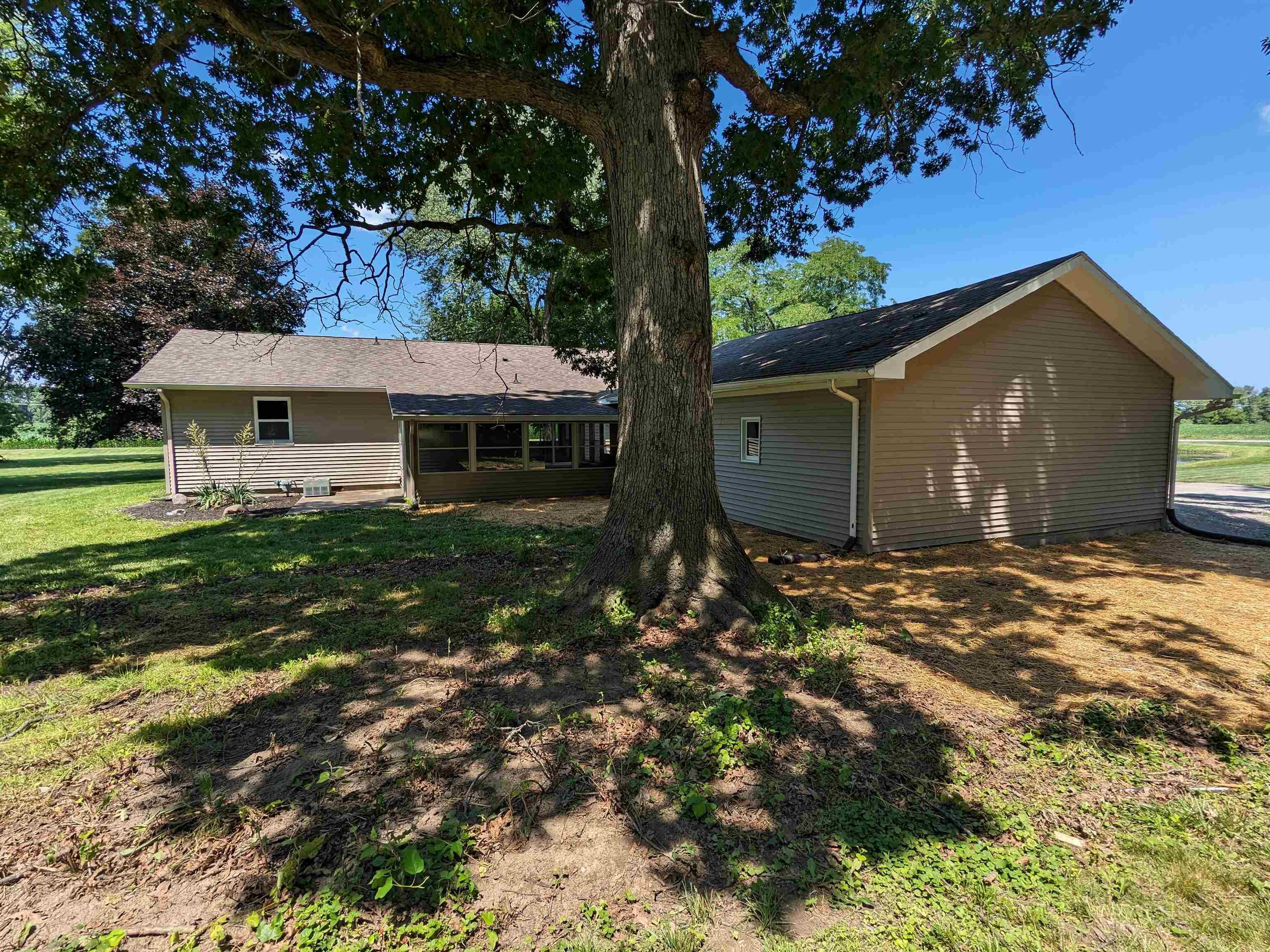 11802 Ray Road Churubusco, IN 46723 - Photo 5 of 27