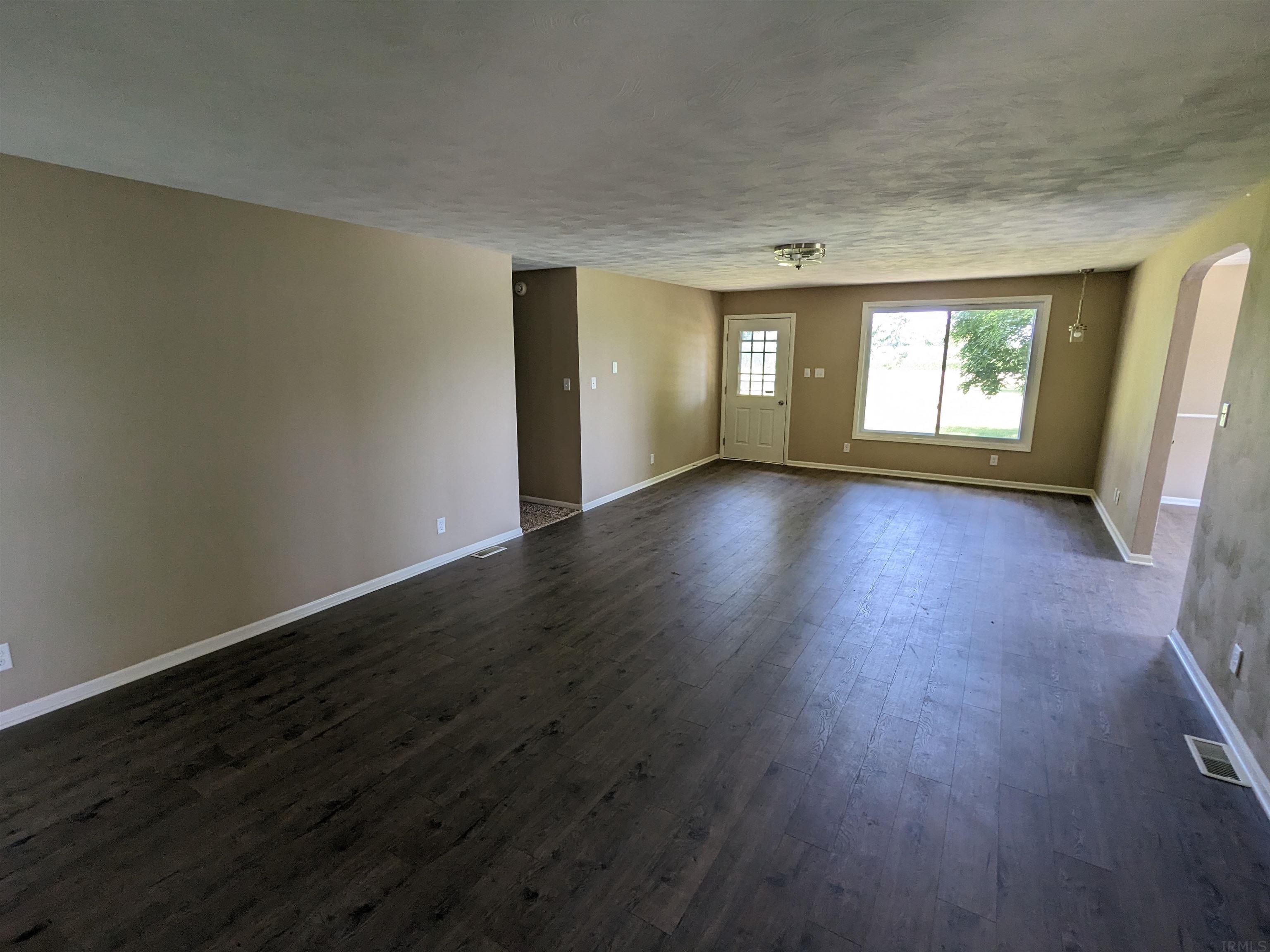 11802 Ray Road Churubusco, IN 46723 - Photo 10 of 27
