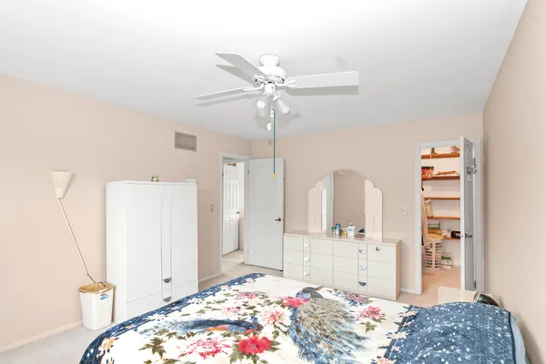 $530,000 | 2013 Briar Hill Drive, Schaumburg, IL 60169