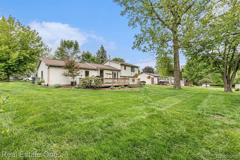 3714 Donley Avenue Rochester Hills, MI 48309 - Photo 16 of 24