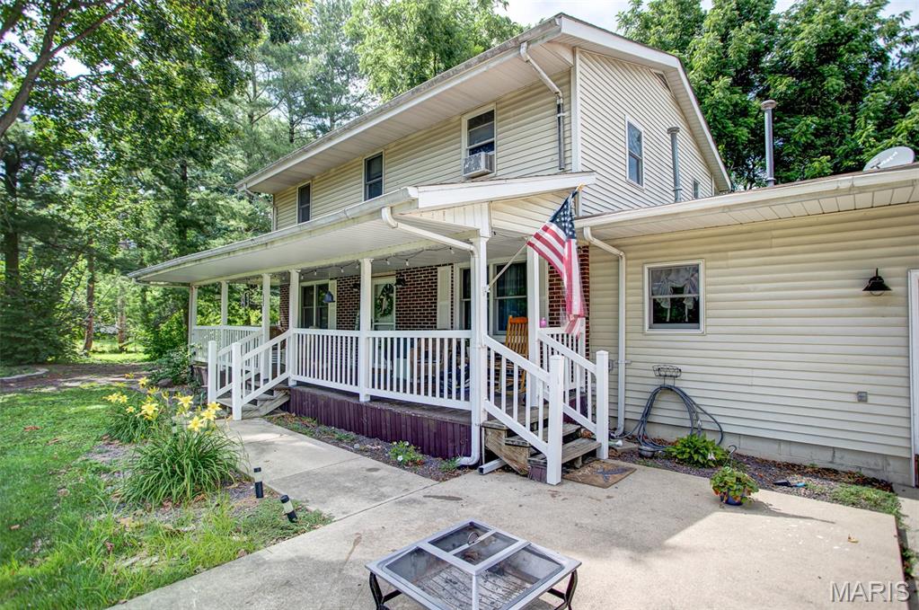 505 Hinton Street Kane, IL 62054 - Photo 6 of 61