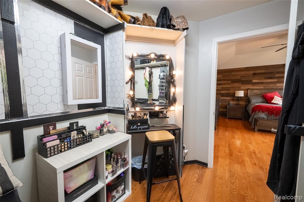 22426 Moorgate Street Novi, MI 48374 - Photo 24 of 50