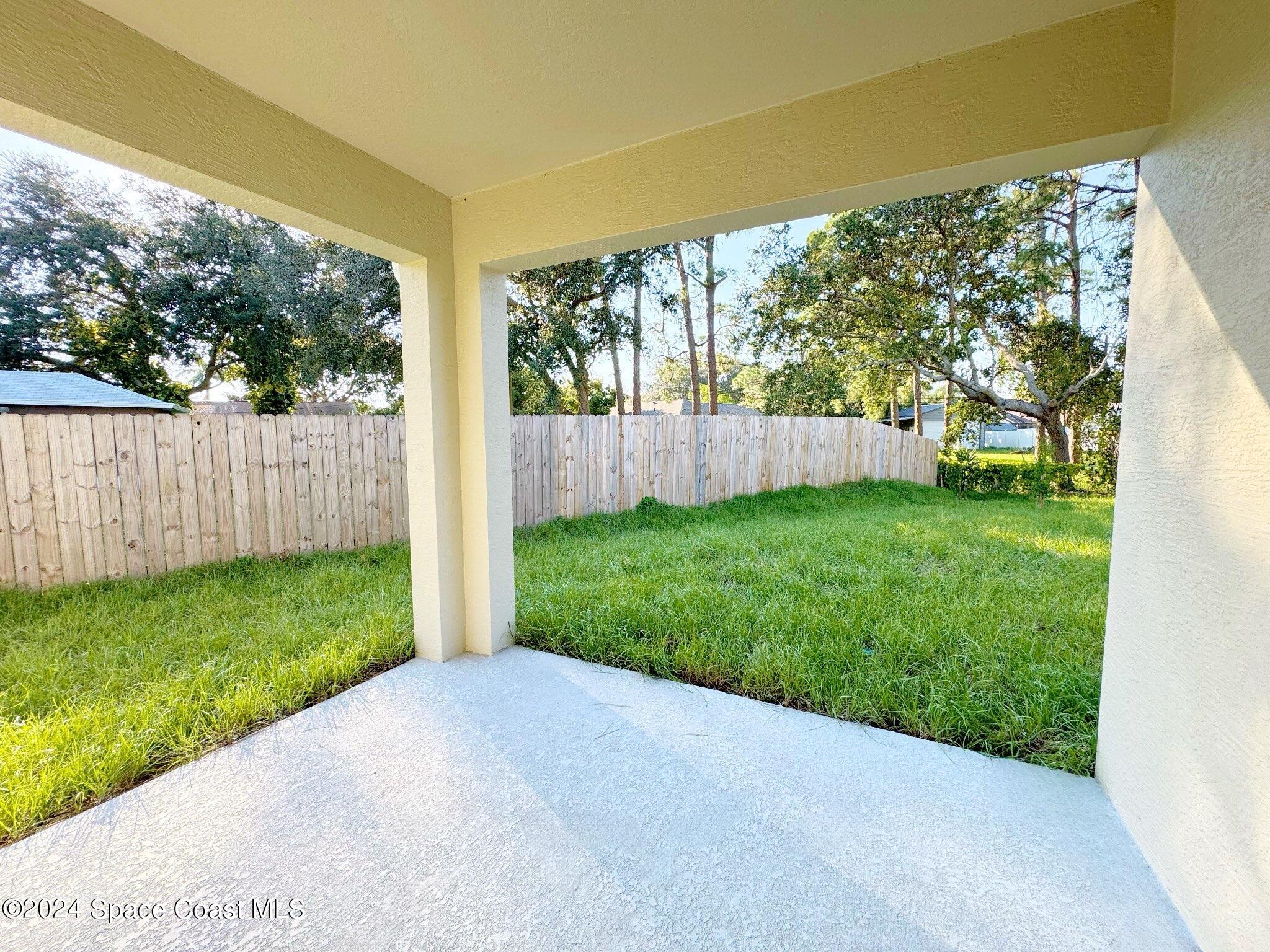 541 Koutnik Road Southeast Palm Bay, FL 32909 - Photo 18 of 46 541 Koutnik-18