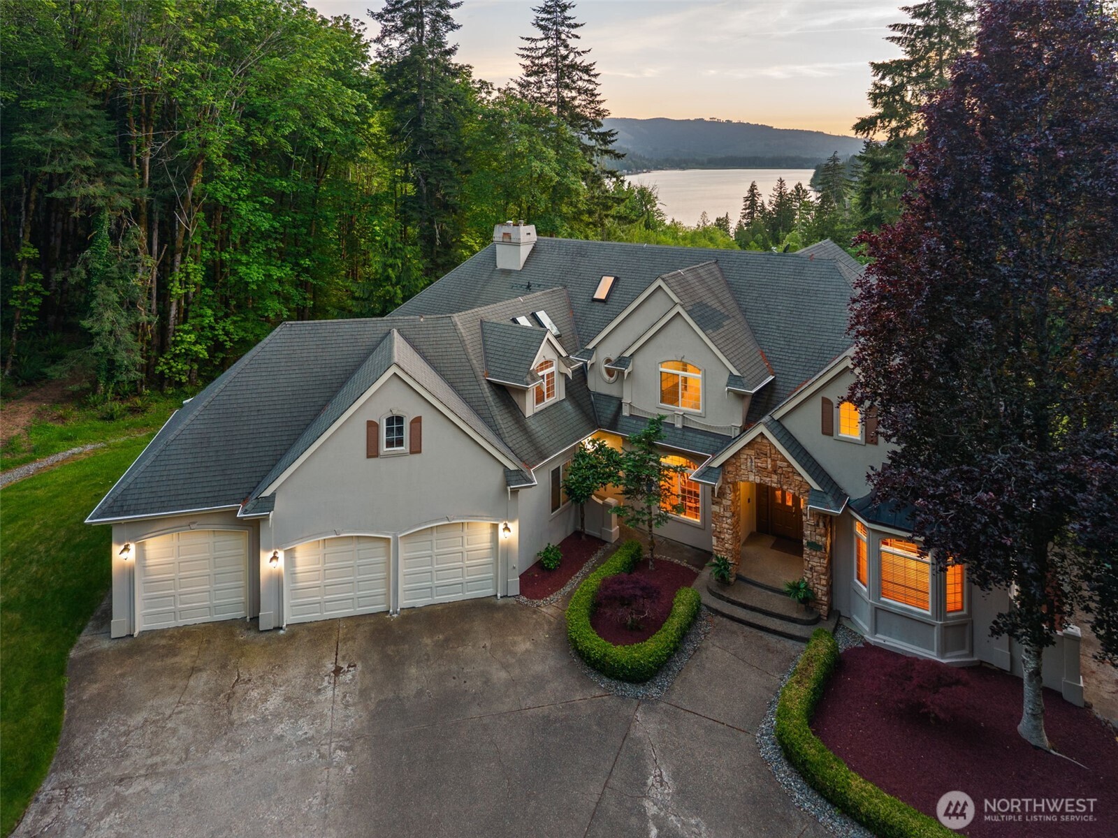 1410 Summit Lake Shore Road Northwest Olympia, WA 98502 - Photo 4 of 40