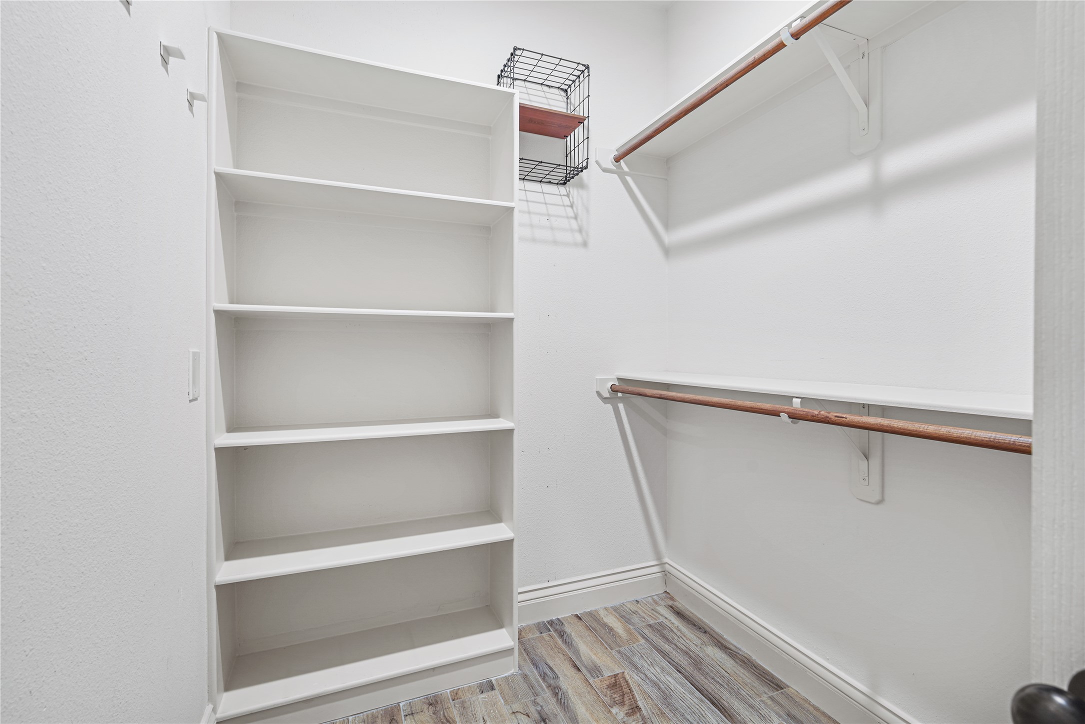 4746 Post Oak Timber Drive, Unit 34 Houston, TX 77056 - Photo 23 of 27