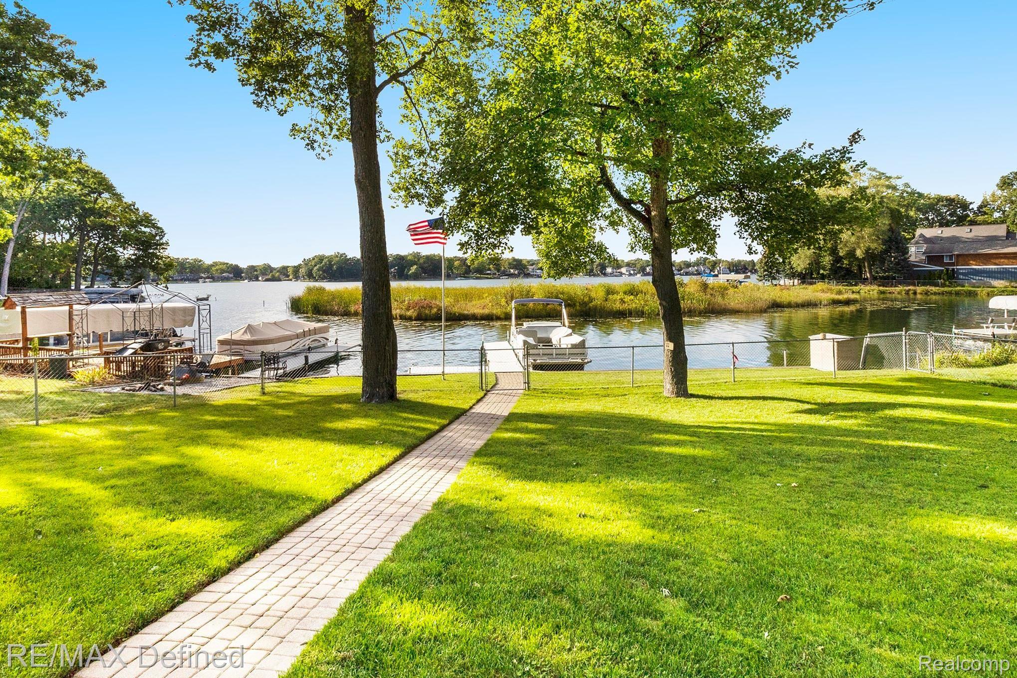 6928 Hatchery Road Waterford, MI 48327 - Photo 22 of 22 22.jpg
