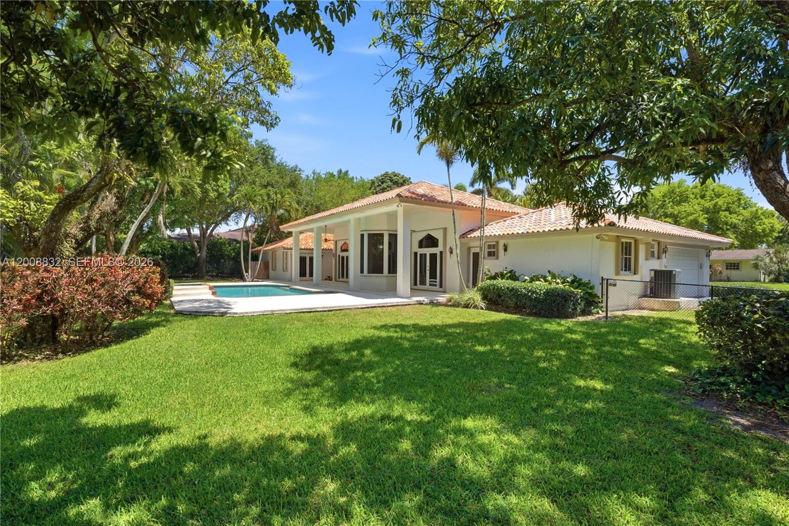 7455 Southwest 125th Street Pinecrest, FL 33156 - Photo 4 of 29