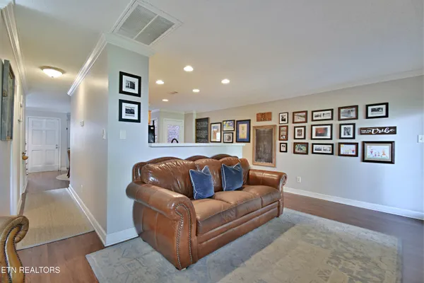 $380,000 | 803 Farragut Commons Drive, Knoxville, TN 37934