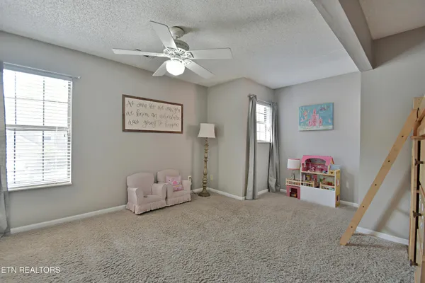 $380,000 | 803 Farragut Commons Drive, Knoxville, TN 37934