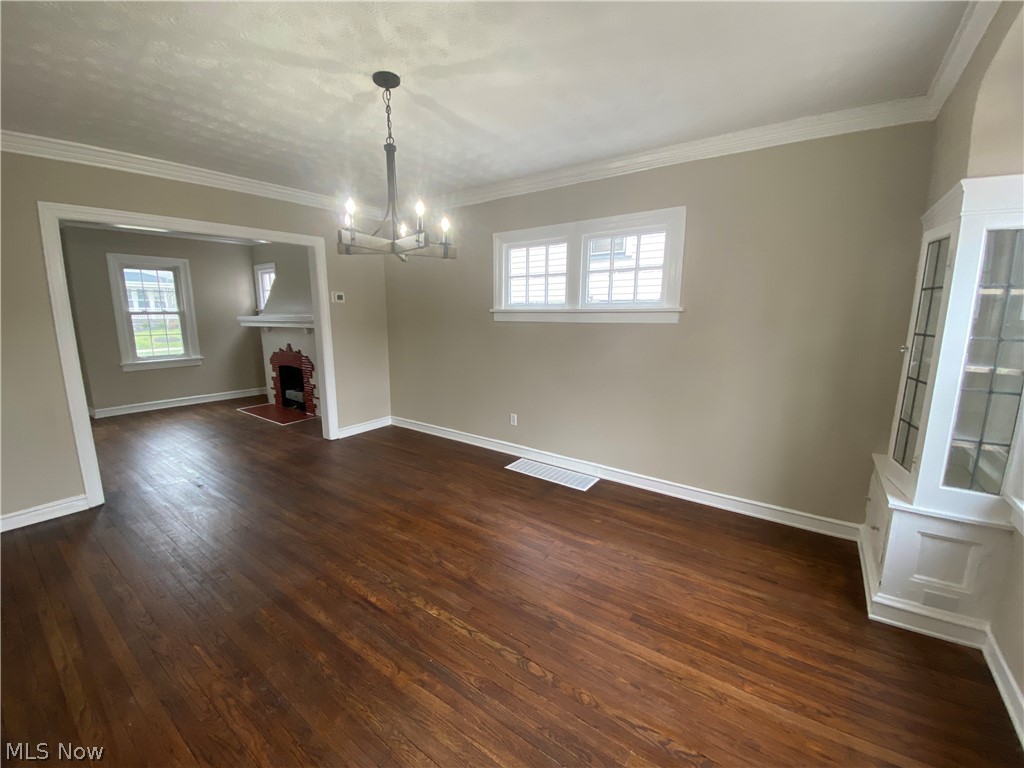 3606 Ludgate Road Cleveland, OH 44120 - Photo 3 of 21