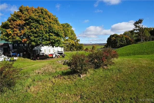 $629,000 | 5195 Genesee Road, North Collins, NY 14141