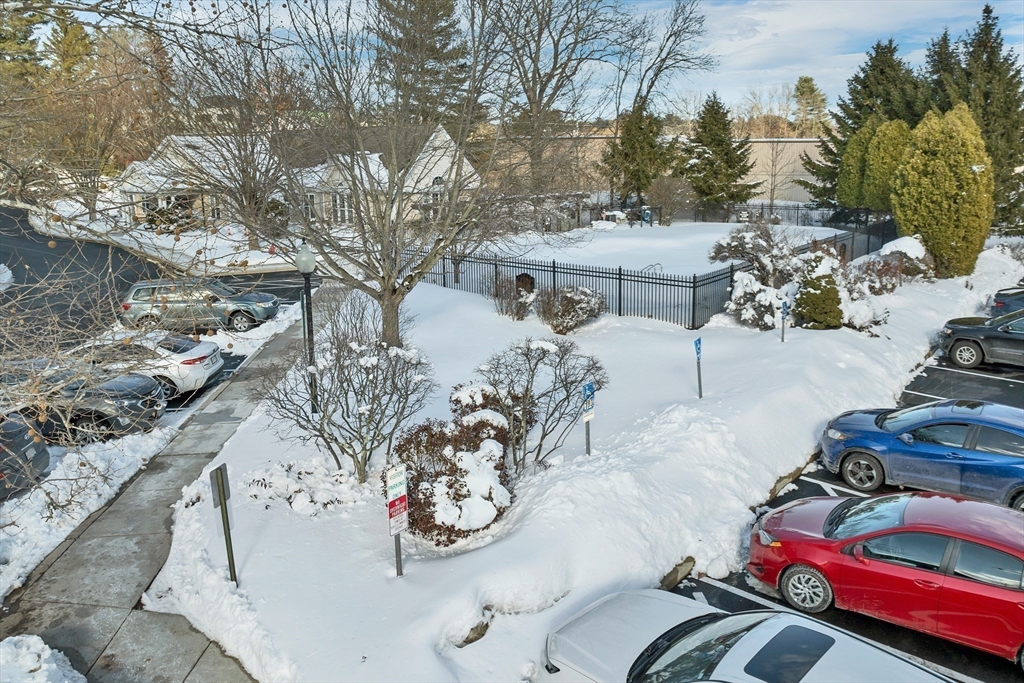 21 Hampshire Road, Unit 111 Methuen, MA 01844 - Photo 22 of 23 Gallery Image 22