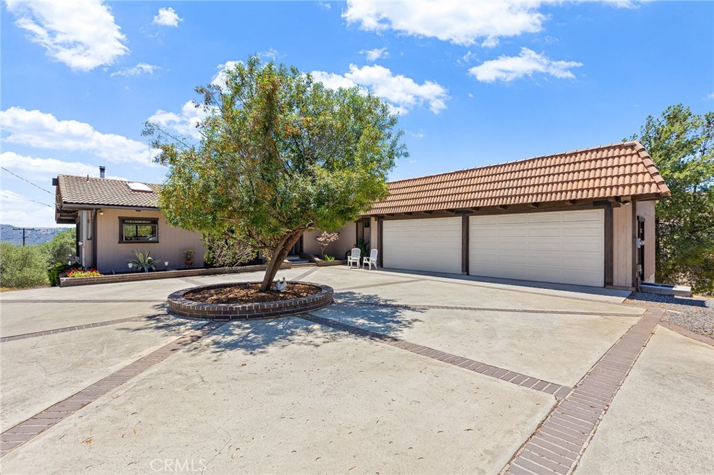 750 Stewart Cyn Road Fallbrook, CA 92028 - Photo 3 of 74
