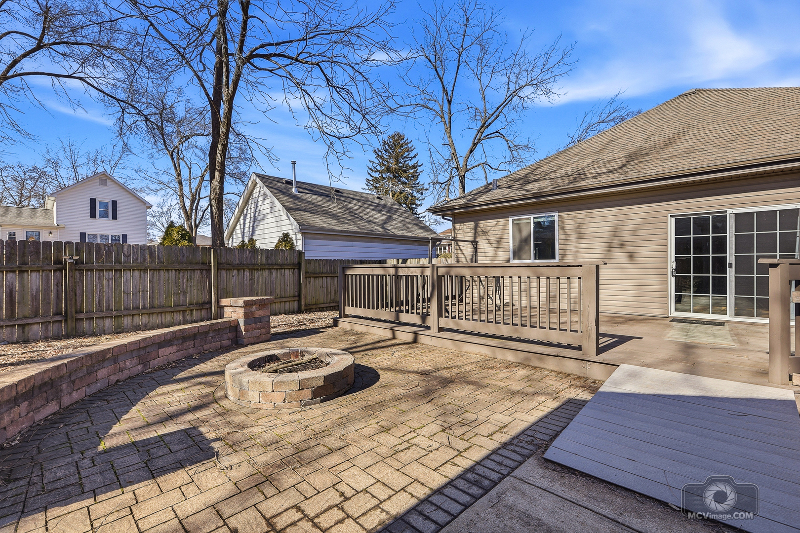 417 Thornton Street Lockport, IL 60441 - Photo 25 of 33 a view of backyard with deck