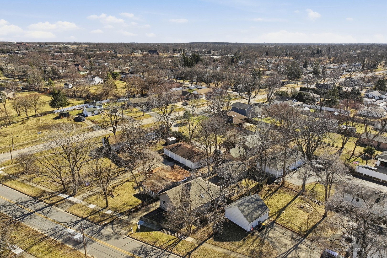 417 Thornton Street Lockport, IL 60441 - Photo 5 of 33 an aerial view of multiple house