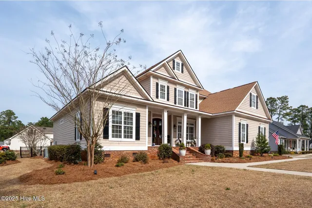 $799,000 | 123 Lake Shore Drive, Elizabethtown, NC 28337