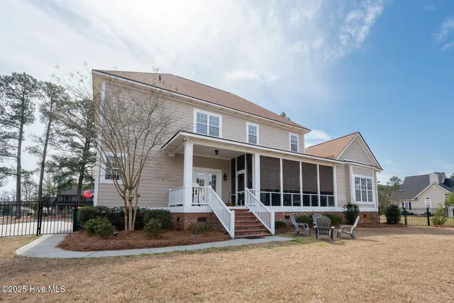 $799,000 | 123 Lake Shore Drive, Elizabethtown, NC 28337