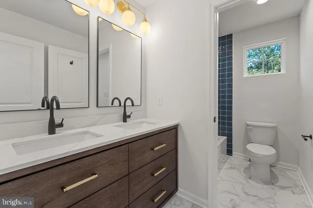 $489,700 | 546 Paddock Lane, Louisa, VA 23093