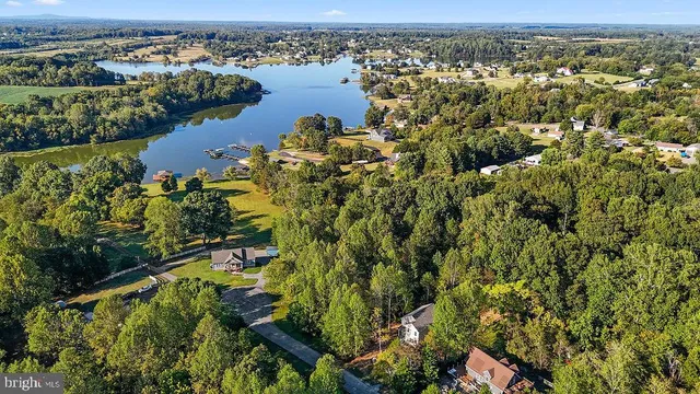 $489,700 | 546 Paddock Lane, Louisa, VA 23093