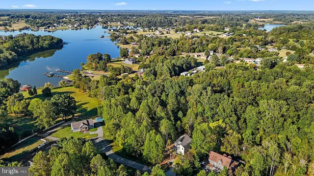 $489,700 | 546 Paddock Lane, Louisa, VA 23093