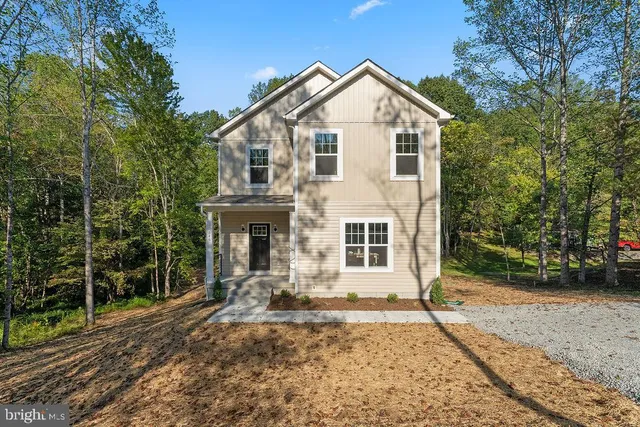 $489,200 | 546 Paddock Lane, Louisa, VA 23093