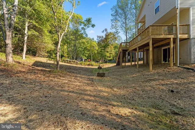 $489,200 | 546 Paddock Lane, Louisa, VA 23093