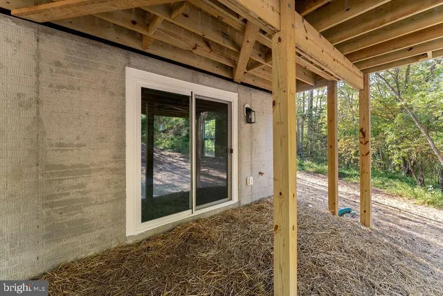 $489,200 | 546 Paddock Lane, Louisa, VA 23093