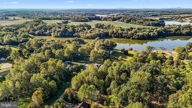 $489,200 | 546 Paddock Lane, Louisa, VA 23093