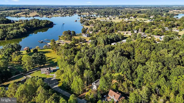 $489,200 | 546 Paddock Lane, Louisa, VA 23093