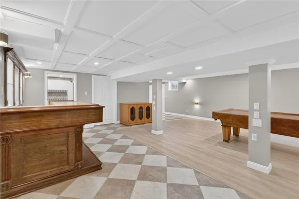 $479,900 | 211 Pinnery Avenue, Warwick, RI 02886