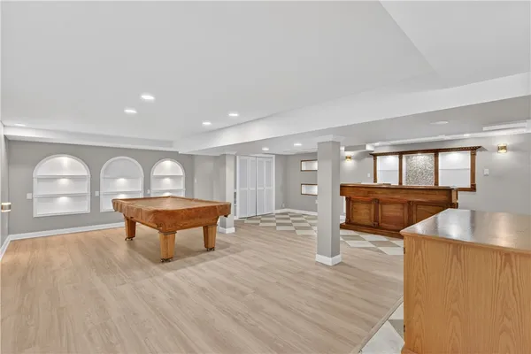 $479,900 | 211 Pinnery Avenue, Warwick, RI 02886