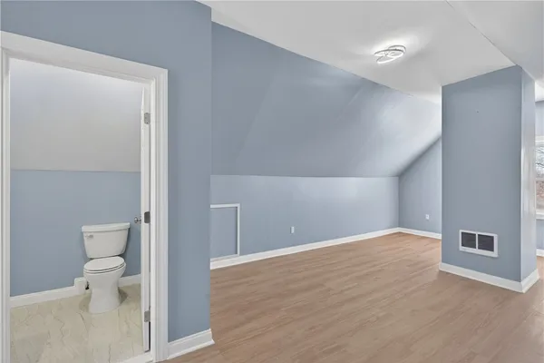 $479,900 | 211 Pinnery Avenue, Warwick, RI 02886