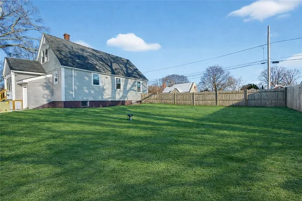 $479,900 | 211 Pinnery Avenue, Warwick, RI 02886