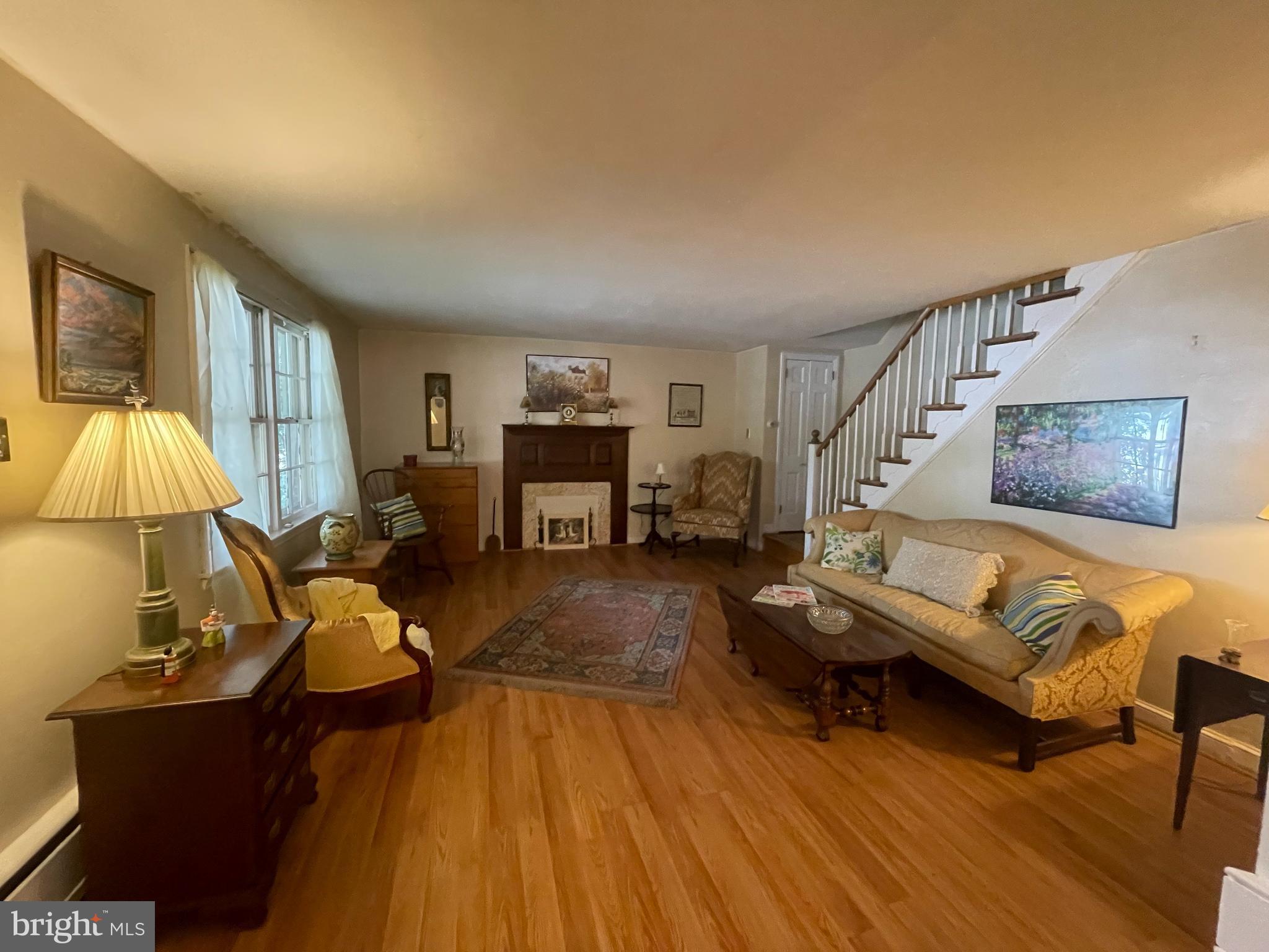 231 East Manoa Road Havertown, PA 19083 - Photo 5 of 22