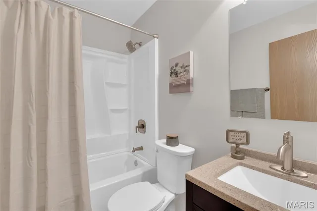 $379,500 | 7 Park City Court, O'Fallon, MO 63368