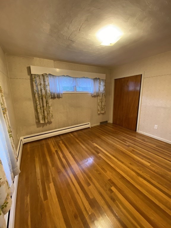 344 Forest Hills Road Springfield, MA 01128 - Photo 18 of 34
