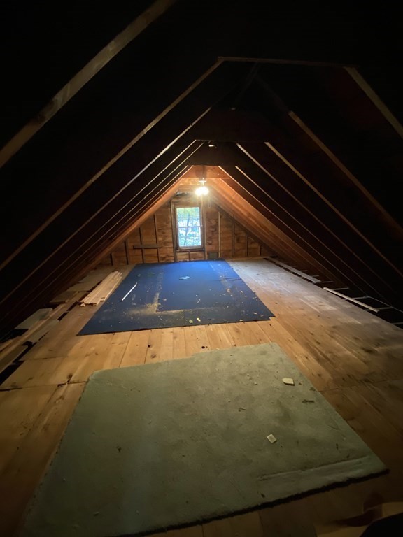 344 Forest Hills Road Springfield, MA 01128 - Photo 21 of 34