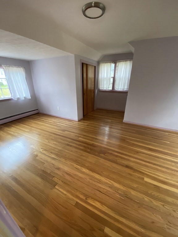 344 Forest Hills Road Springfield, MA 01128 - Photo 22 of 34