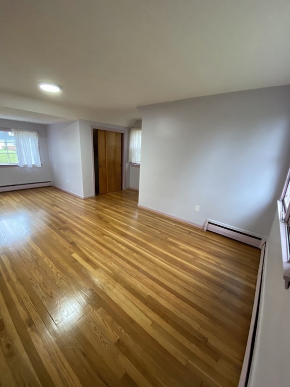 344 Forest Hills Road Springfield, MA 01128 - Photo 23 of 34