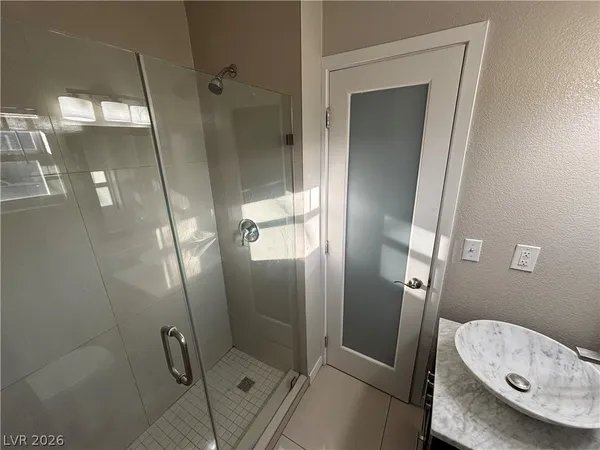 $900 | 1401 East Carson Avenue, Unit 6, Las Vegas, NV 89101
