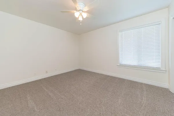 $377,500 | 797 Elderwood Lane, Lemoore, CA 93245