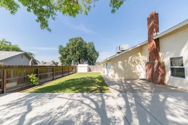 $377,500 | 797 Elderwood Lane, Lemoore, CA 93245